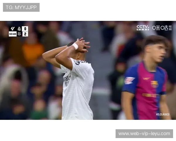 姆巴佩斜线跑动精准接应传球形成绝佳机会